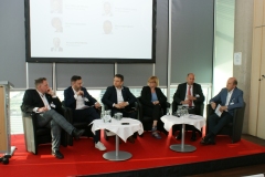 Müller-Belau (Shell), Heinfellner (Umweltbundesamt), Rothbart (AVL), Jarosch (OMV), Sponring (PwC), Rohracher (GSV)