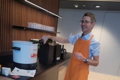 17.12.2025 Adventpunsch bei PwC im DC Tower